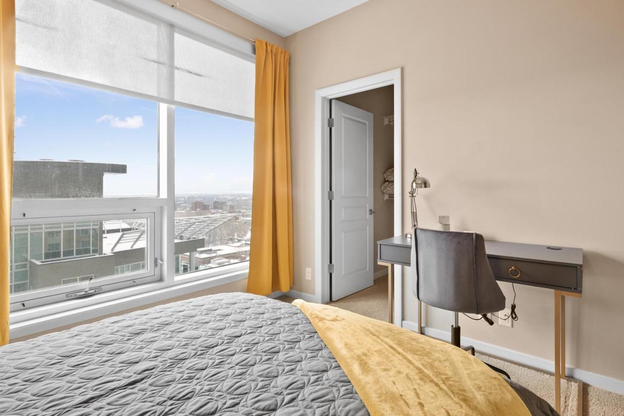 YYC Stylish Downtown Condos By Globalstay מראה חיצוני תמונה